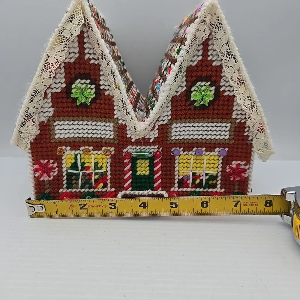VTG Handmade Plastic Canvas Needlepoint Gingerbread‎ House Christmas Tan
